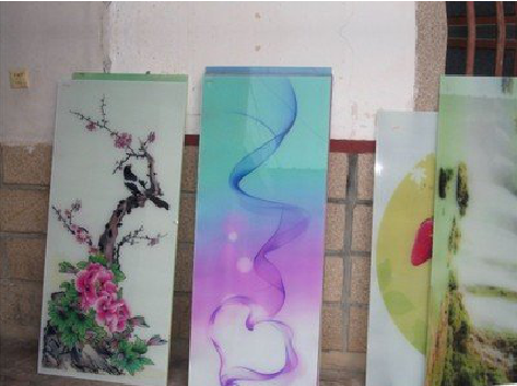 建水玻璃喷绘的特点。